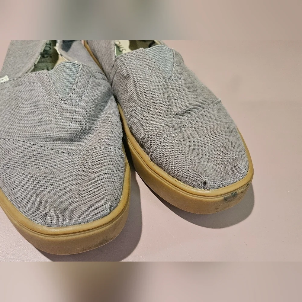 TOMS Alpargata Morning Dove Heritage Canvas Shoes. Size 10
